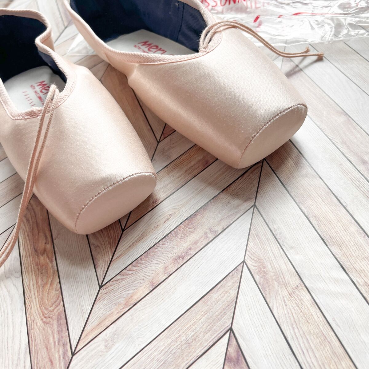 Merlet Cloe Pointe Shoes STM Shank